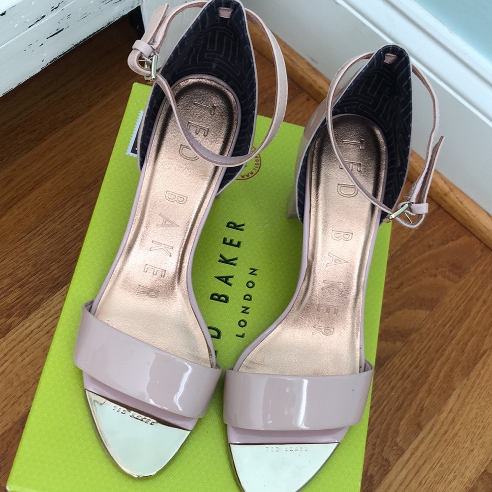 Ted Baker London Heels Womens 8 Patent Block Heel Shea Sandal Nude Pink NWT